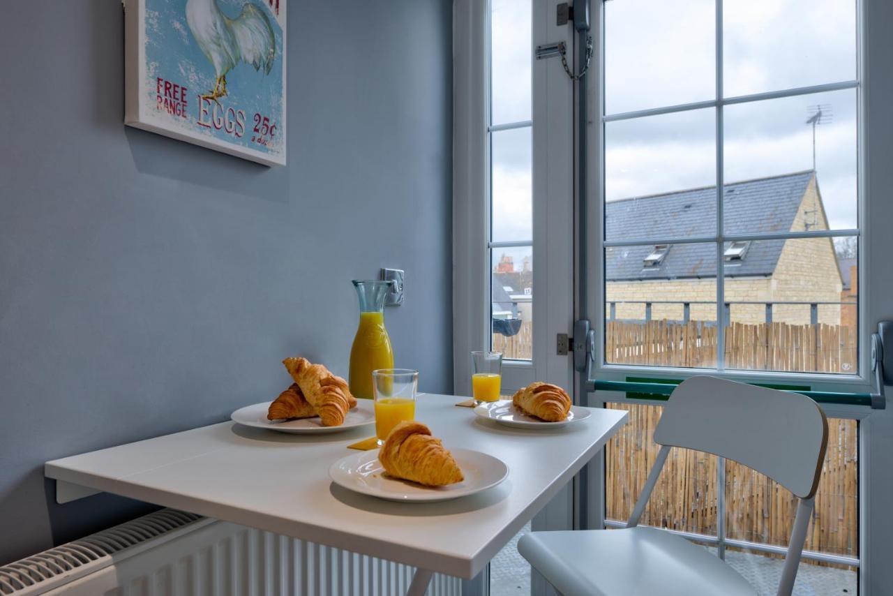 - Stylish 2-bed With Wifi Apartment